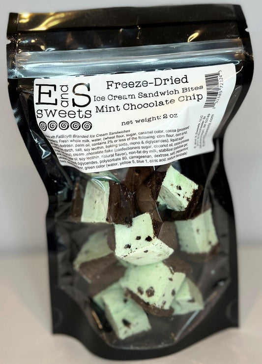 Freeze-Dried Ice Cream Sandwich Bites - Mint Chocolate Chip - 2 oz